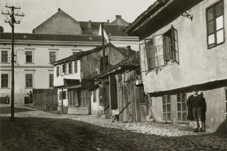 Od limenih žutih kutija do pune gradske kase: kada je Beograd prvi put nahranio i obukao siromahe? (1)